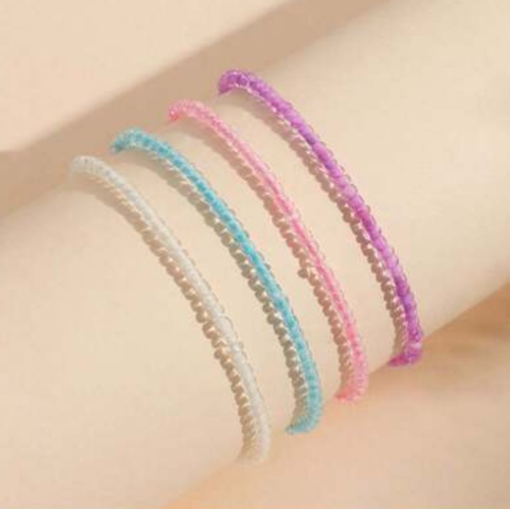 4 anklets 🩷💜🤍🩵 - Picture 2 of 7